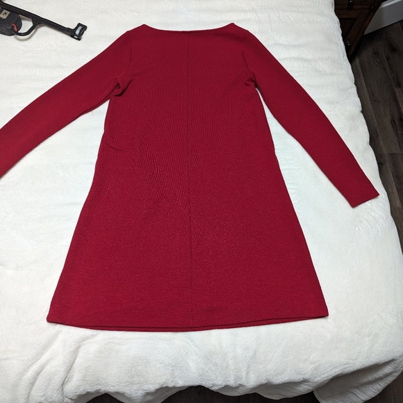 - Gap Red sweater dress with 2 Zippered pockets. Long sleeves - Picture 8 of 9